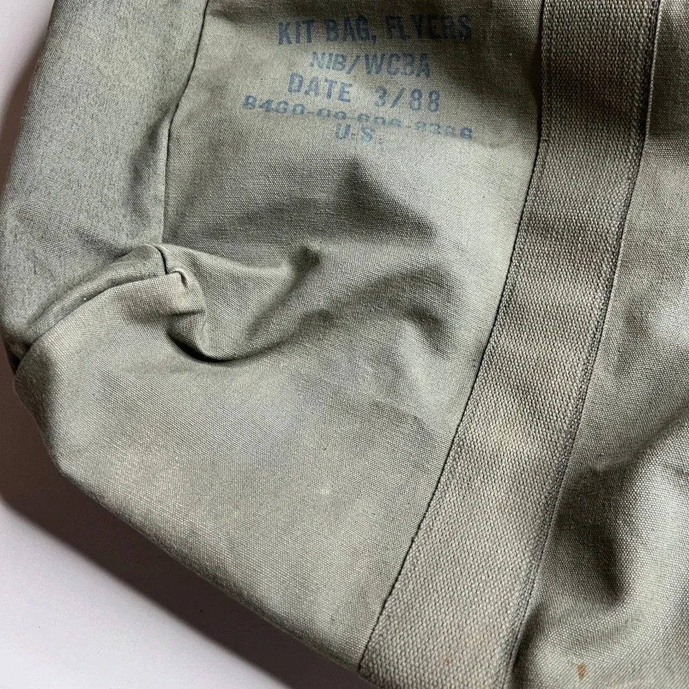 Vintage 1988 US Military Kit Bag Flyers Canvas Aviator Flight Duffel 80s
